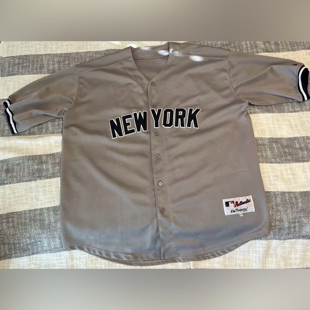 Majestic Mens Athletic Collection New York Yankees #51 Gray Baseball Jersey